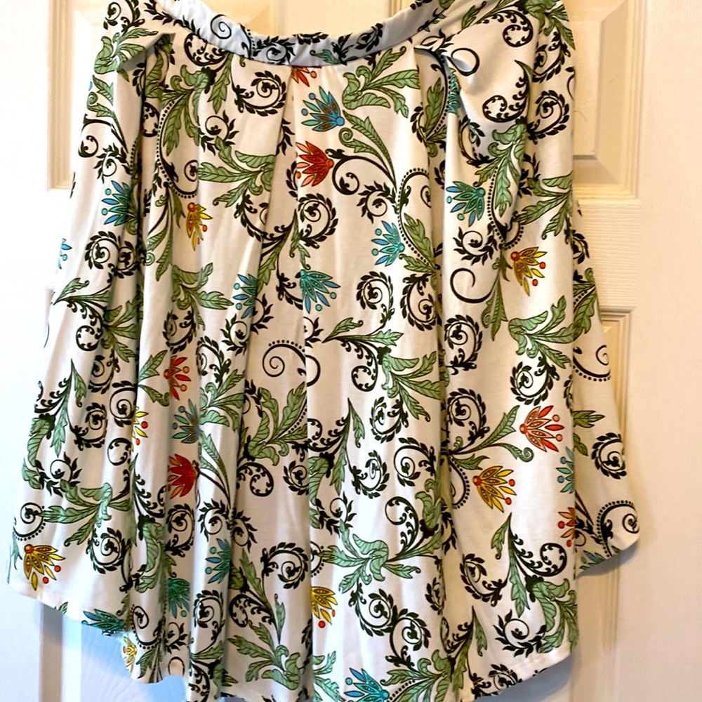 LulaRoe Madison Skirt—Gorgeous Pattern—Never Worn